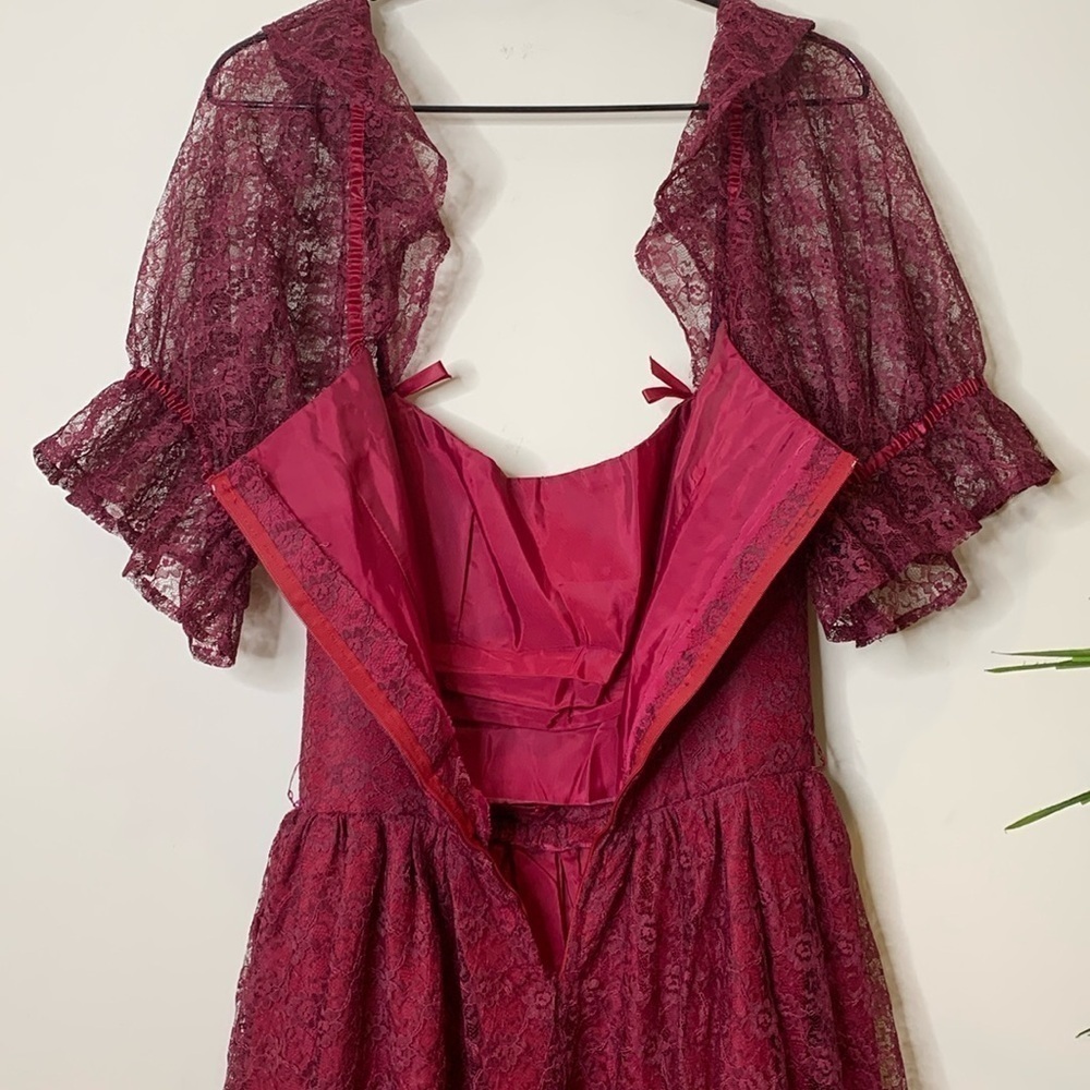 Vintage 70s 80s Crimson Lace Full Sweep Victorian Puff Sleeves Petticoat Gown S - Picture 9 of 17